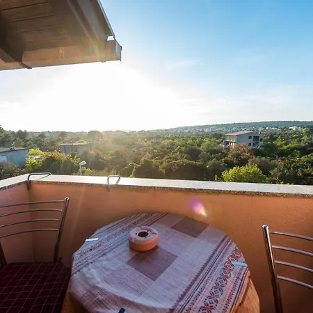 A4 Cozy Apartment W Big Garden Balcony & Grill Apartamento *